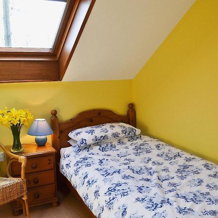 Owl Barn Burmarsh Room photo